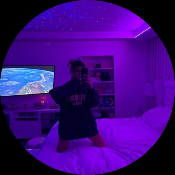 ally_lyons